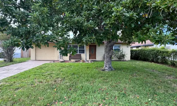 4353 Broadway Street, Lake Worth, FL 33461