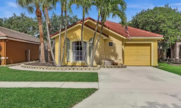 7559 Savannah Lane, Lake Worth, FL 33463