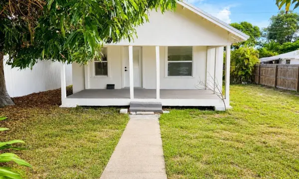 719 Tuscaloosa Street, West Palm Beach, FL 33405