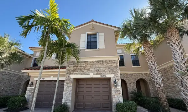 10355 Wellington Parc Drive, Wellington, FL 33449