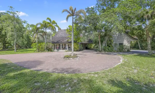 790 E Rambling Drive, Wellington, FL 33414