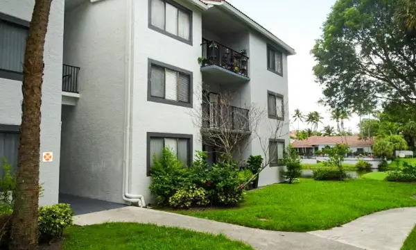 9122 W Atlantic Boulevard 713, Coral Springs, FL 33071