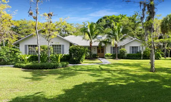 8165 NW 47th Drive, Coral Springs, FL 33067