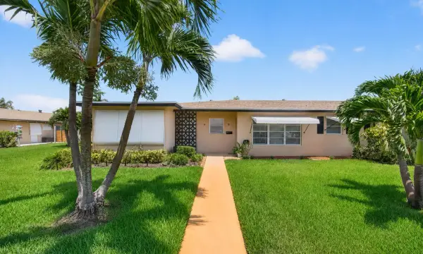 1007 South Drive, Delray Beach, FL 33445