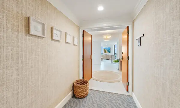5250 N Ocean Drive 5s, Singer Island, FL 33404
