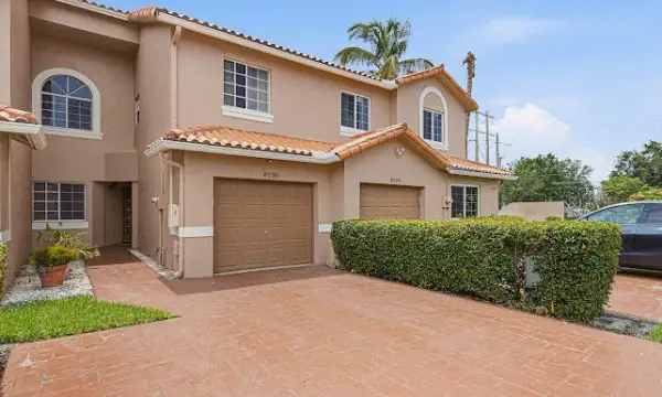 8596 Jade Drive, Tamarac, FL 33321