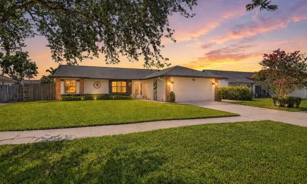 294 NW 42nd Way, Deerfield Beach, FL 33442