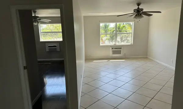 1480 E Sample Road 207, Pompano Beach, FL 33064