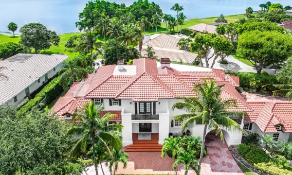 2 Firestone Circle, West Palm Beach, FL 33401