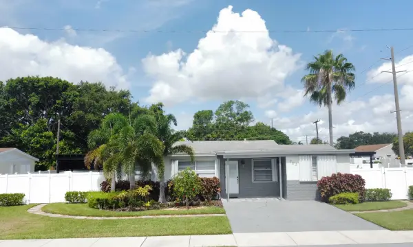 702 SW 1st Street, Delray Beach, FL 33444