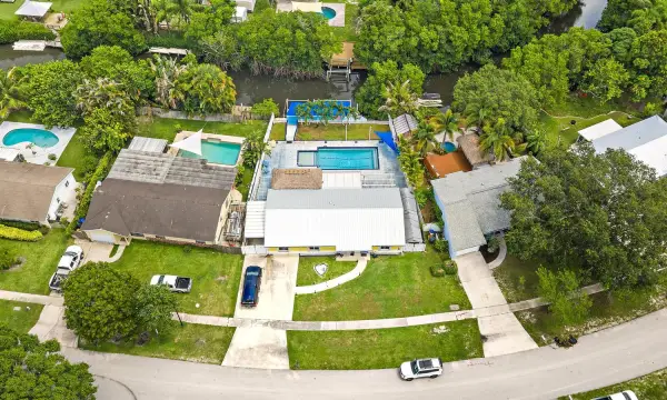 1005 Mohawk Street, Jupiter, FL 33458