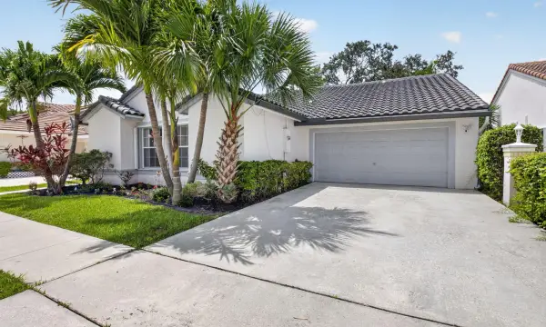 10048 Country Brook Road, Boca Raton, FL 33428