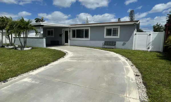 7661 Farragut Street, Hollywood, FL 33024
