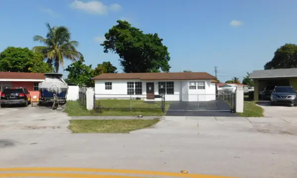 2251 NW 29th Terrace, Fort Lauderdale, FL 33311