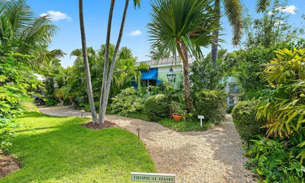 7704 Martin Avenue, West Palm Beach, FL 33405