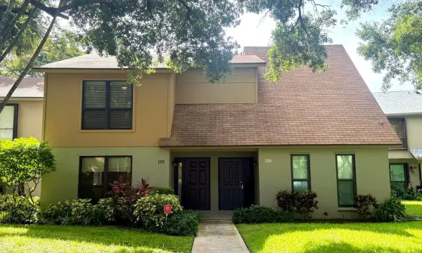 814 Sandtree Drive, Palm Beach Gardens, FL 33403