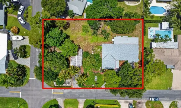 2709 SW 6th Street, Boynton Beach, FL 33435