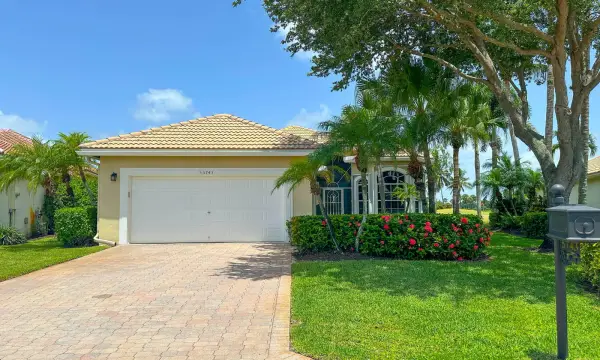 5743 Fountains Drive S, Lake Worth, FL 33467