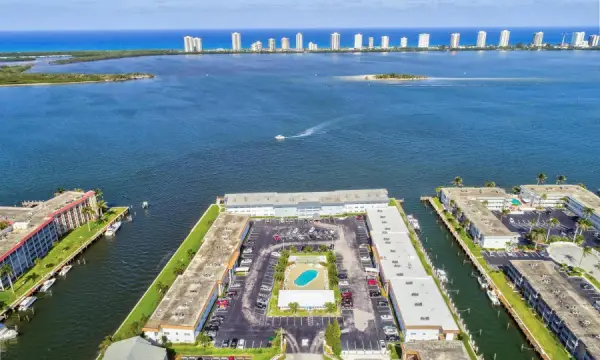 100 Shore Court 307, North Palm Beach, FL 33408, North Palm Beach, FL, 33408