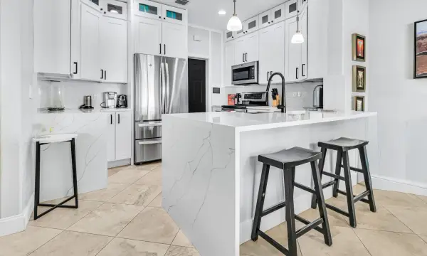 5428 Pointe Villa Drive E, Lighthouse Point, FL 33064
