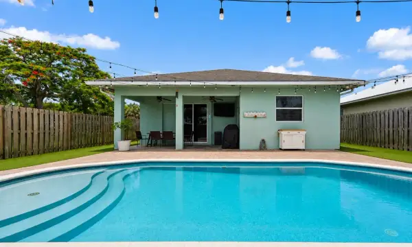 17620 Cinquez Park Road W, Jupiter, FL 33458