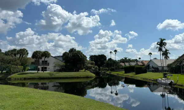 12692 Shoreline Drive 3b, Wellington, FL 33414