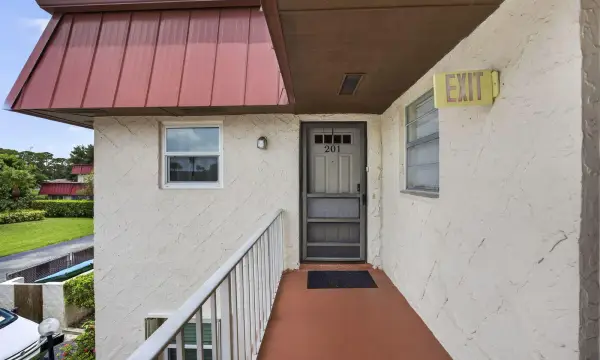 12022 W Greenway Drive 201, Royal Palm Beach, FL 33411