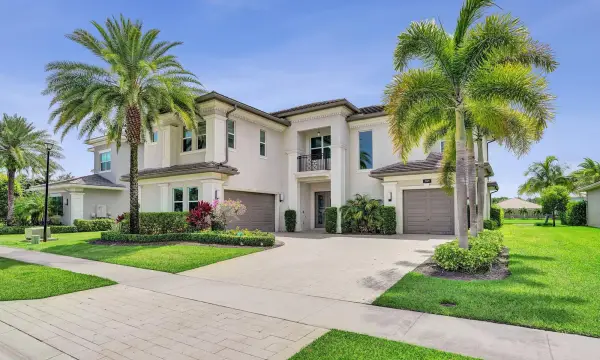 19889 Old Bridgewood Trail, Boca Raton, FL 33498