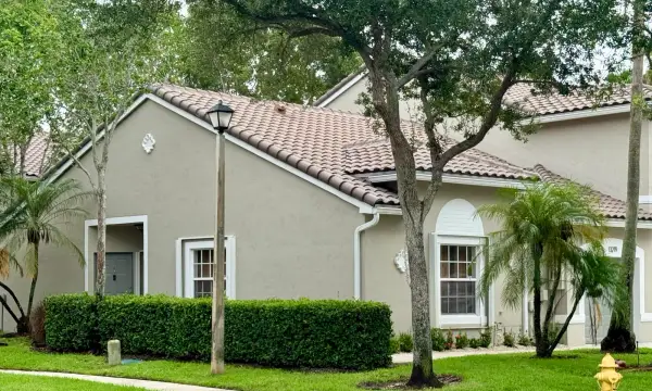 13219 NW 7th Manor, Plantation, FL 33325