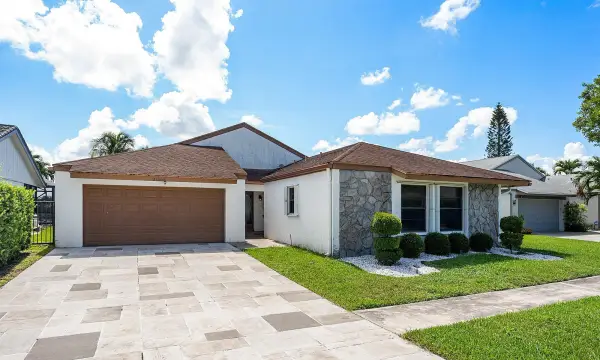 21506 Summertrace Circle, Boca Raton, FL 33428