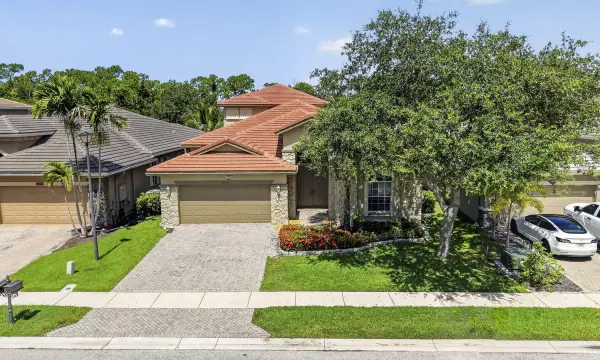 11202 Osprey Lake Lane, Palm Beach Gardens, FL 33412
