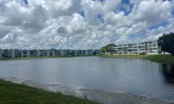 4053 Harwood E 4053, Deerfield Beach, FL 33442