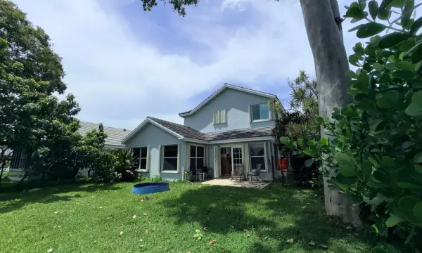 8870 Woodside Court, Davie, FL 33328