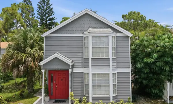 5825 Dewberry Way, West Palm Beach, FL 33415