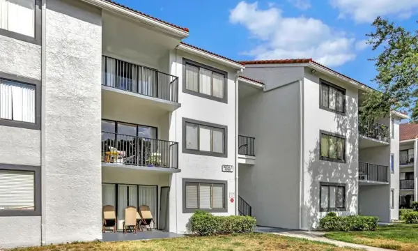 9044 W Atlantic Boulevard 332, Coral Springs, FL 33071