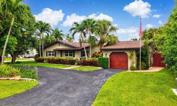 3315 Fernwood Drive, Boynton Beach, FL 33435