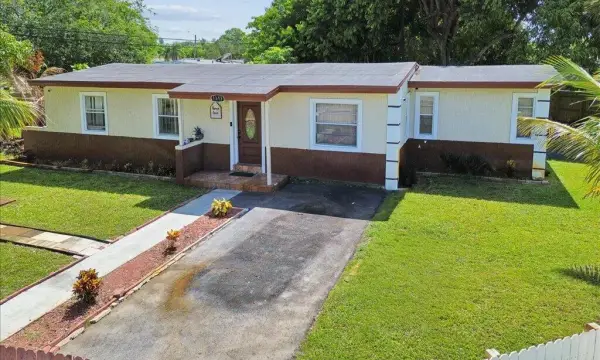 1313 NW 13th Court, Fort Lauderdale, FL 33311