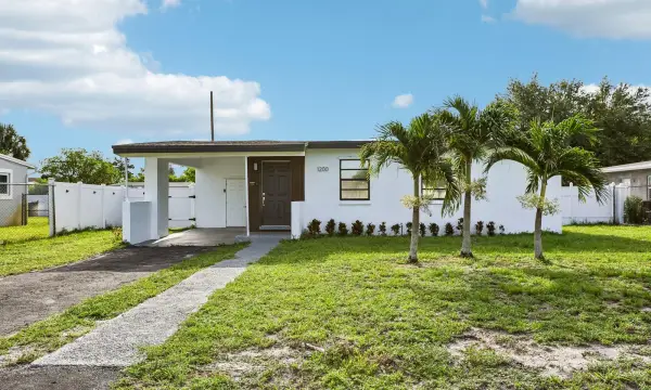 1200 NW 19th Avenue, Fort Lauderdale, FL 33311