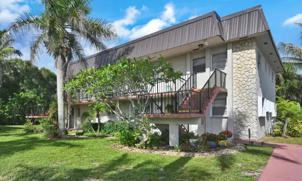 404 Fern A, Jupiter, FL 33458