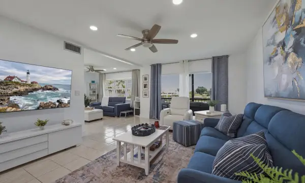 9200 N Hollybrook Lake Drive 310, Pembroke Pines, FL 33025