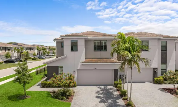 8781 Corvus Drive, Lake Worth, FL 33467