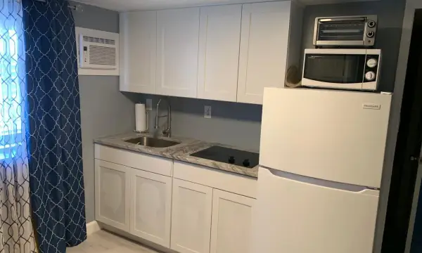 4878 NE 15th Avenue, Pompano Beach, FL 33064