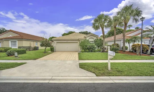 5707 Swaying Palm Lane, Boynton Beach, FL 33437