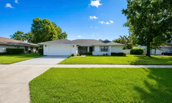 12403 Westhall Place, Wellington, FL 33414
