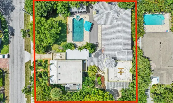 1201 N Swinton Avenue, Delray Beach, FL 33444