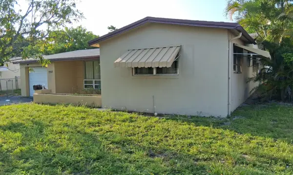 7757 SE Embassy Boulevard, Miramar, FL 33023