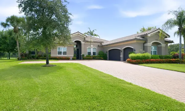 7918 Arbor Crest Way Way, West Palm Beach, FL 33412