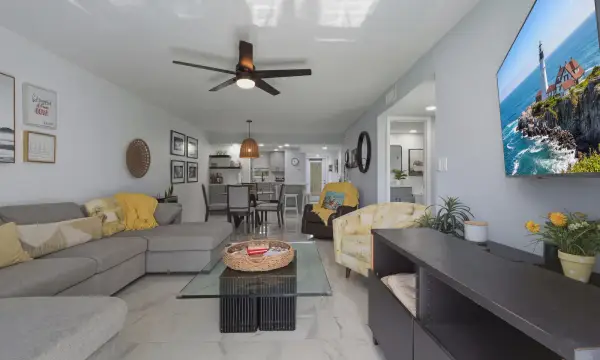 9823 S Hollybrook Lake Drive 104, Pembroke Pines, FL 33025
