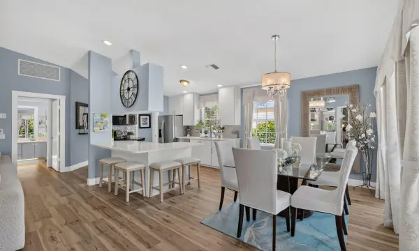 4089 Old Oak Drive, Palm Beach Gardens, FL 33410