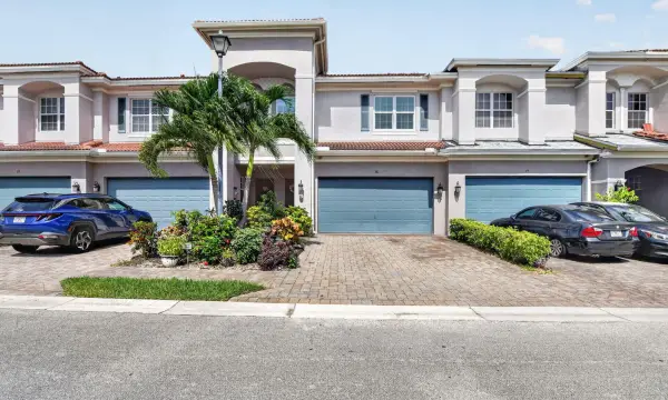 76 Landau Street, Boynton Beach, FL 33426